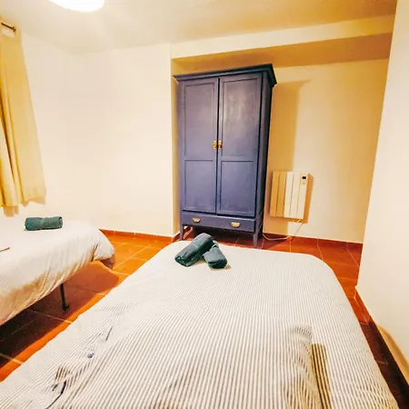 Cortijo Rural El Contador, Con Parque Infantil Holiday home *