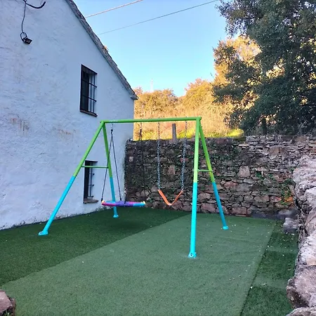 Holiday home Cortijo Rural El Contador, Con Parque Infantil Constantina